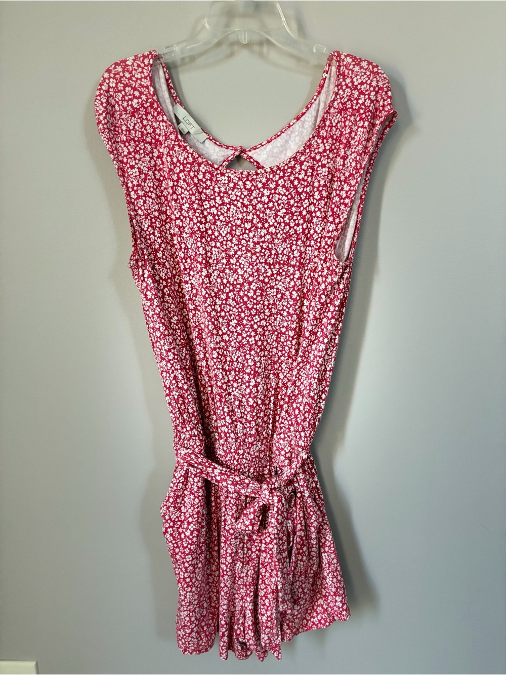 ❤️ LOFT Red & White Floral Tie-Waist Romper – Size L